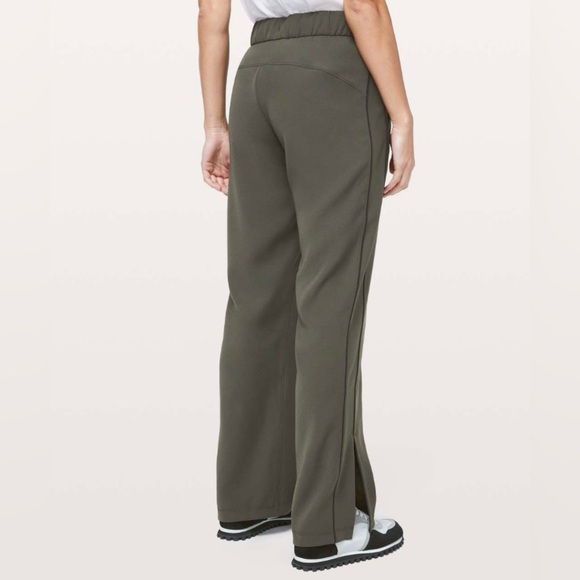Lululemon On the Right Track Pant 10 - Picture 2 of 7